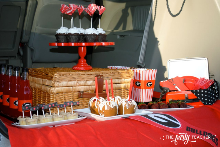 My Parties: Tailgating, Georgia Bulldog Style - The Party Teacher