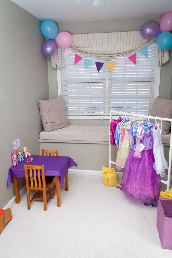 Guest Party My Little Pony Birthday, How To Cover Garage Walls For Party
