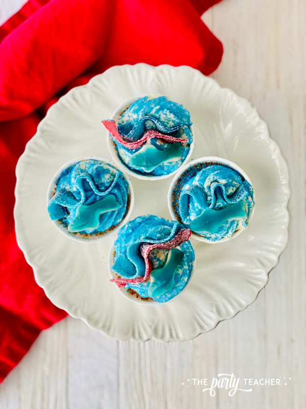 Shark party cupcakes by The Party Teacher - 18