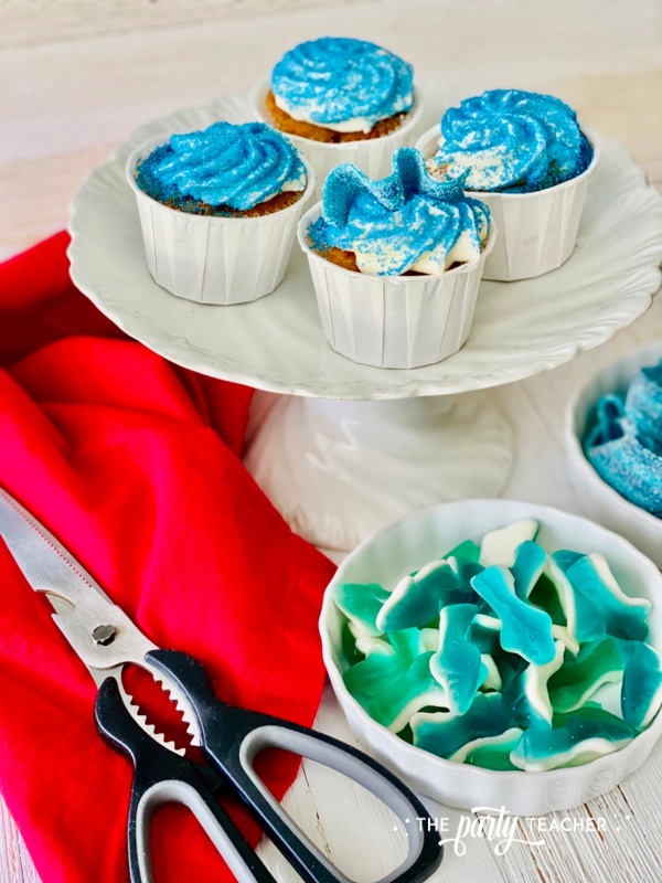 Shark party cupcakes by The Party Teacher - 6