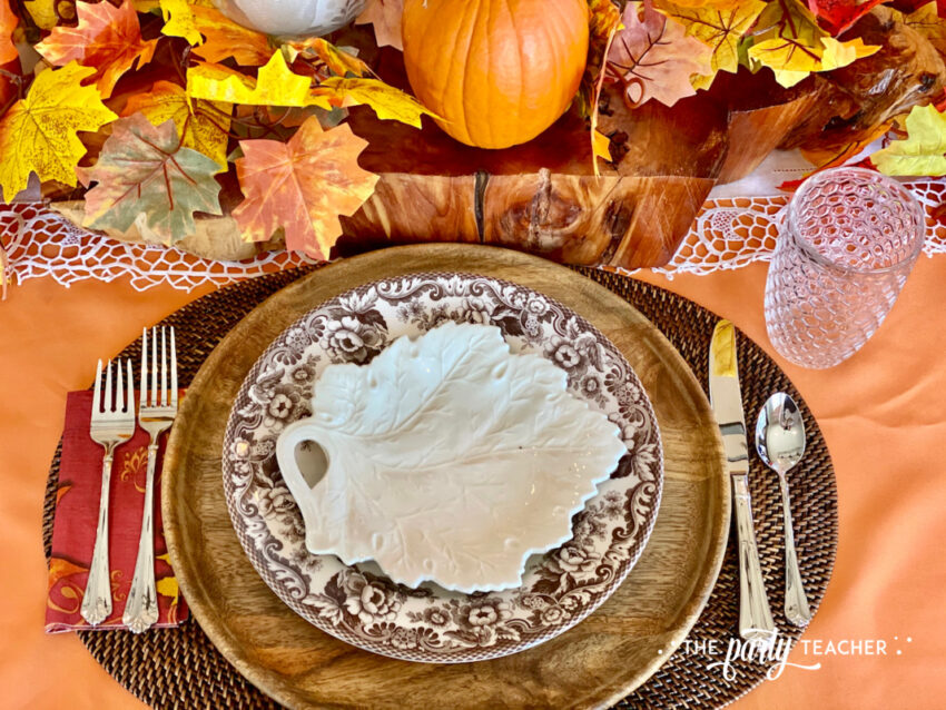 How to set a Thanksgiving table by The Party Teacher - 8