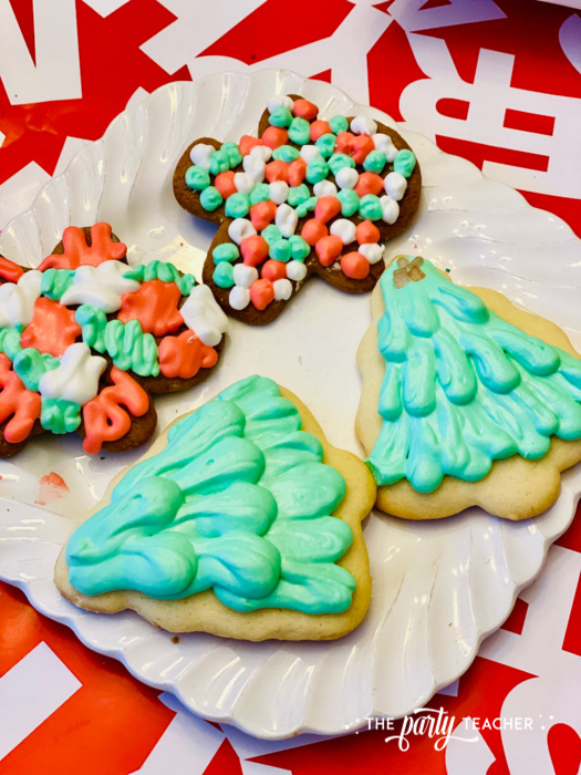 Christmas cookie decorating party by The Party Teacher - 37